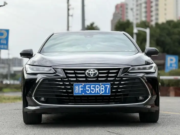 Toyota Avalon 2023 Model 2.0L CVT Deluxe Edition