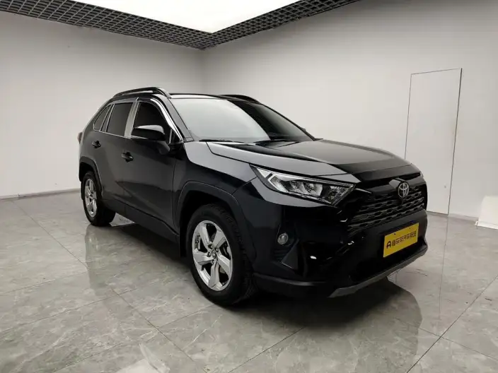 Toyota RAV4 2021 Model 2.0L CVT 4WD Fashion edition
