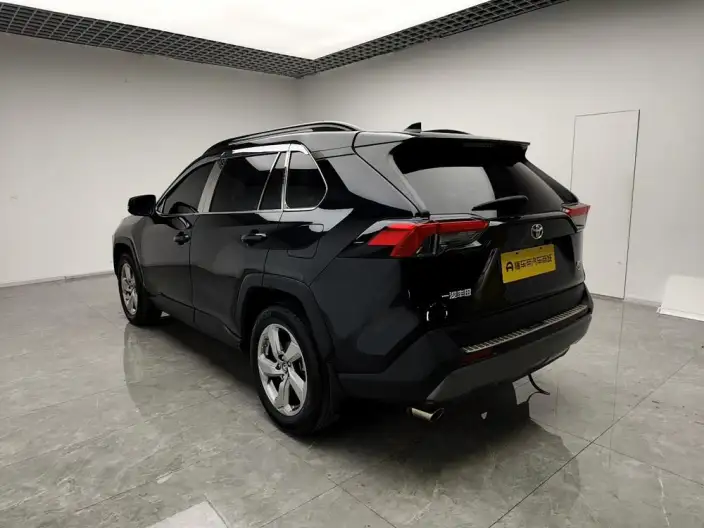 Toyota RAV4 2021 Model 2.0L CVT 4WD Fashion edition – фото 5