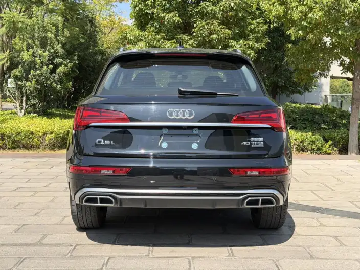Audi Q5L 2024 Model 40TFSI Fashion Dynamic Model – фото 5