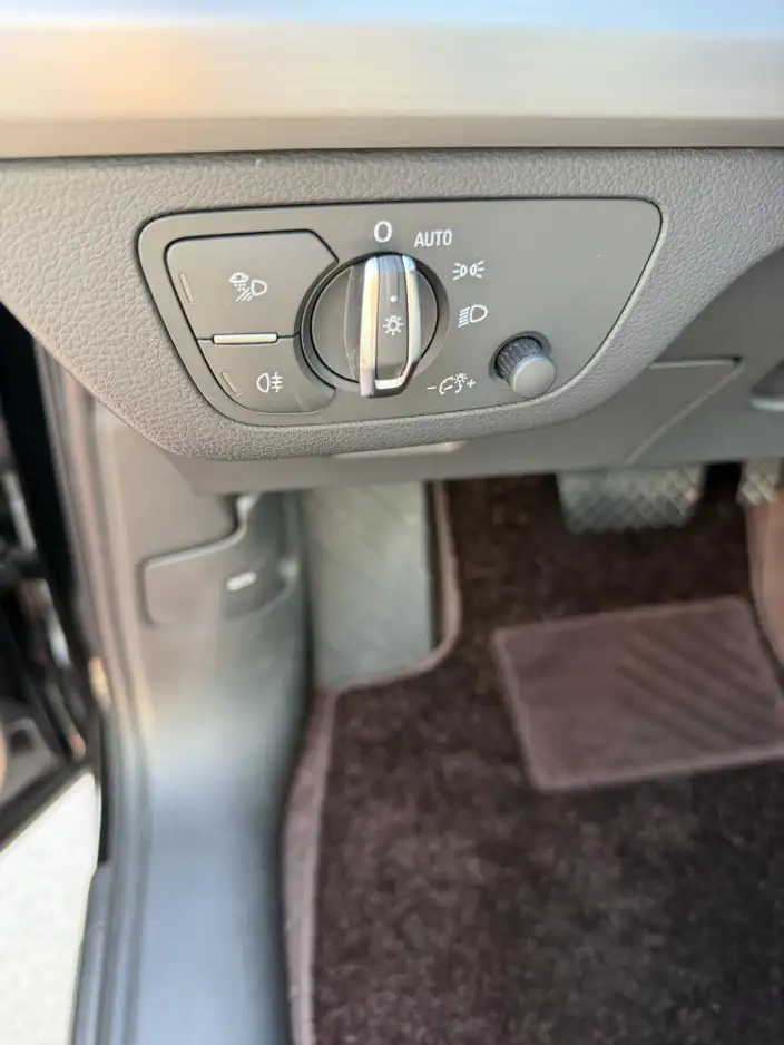 Audi Q5L 2024 Model 40TFSI Fashion Dynamic Model – фото 8