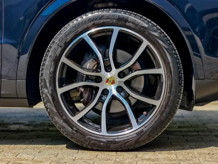 Cayenne 2019 Model Cayenne 3.0T – фото 9