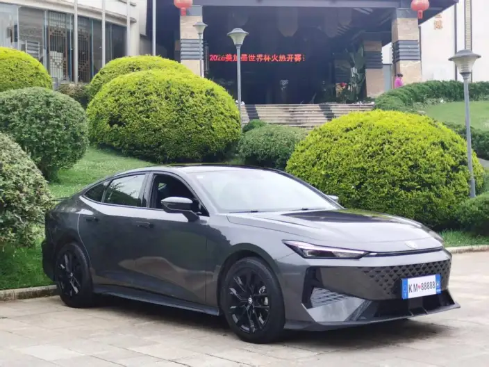 Changan UNI-V 2024 Model 1.5T Noble Model