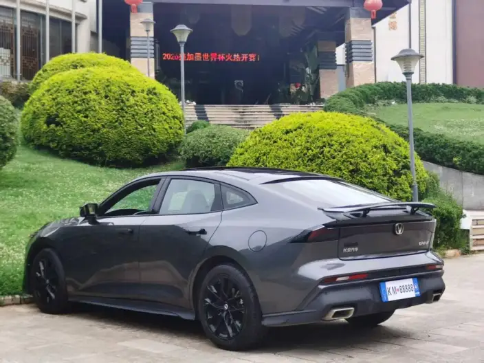 Changan UNI-V 2024 Model 1.5T Noble Model – фото 5