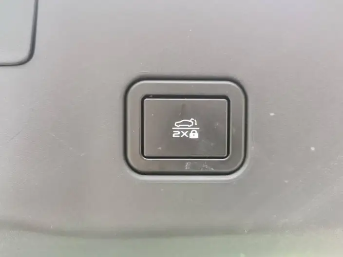 Changan UNI-V 2024 Model 1.5T Noble Model – фото 10