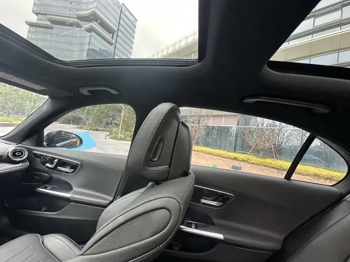 Mercedes-Benz C-Class 2025 Model C 260 L Sports Edition – фото 10