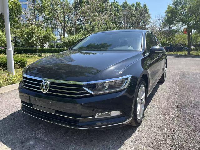Volkswagen Magotan 2019 330TSI DSG Luxury China VI – фото 1