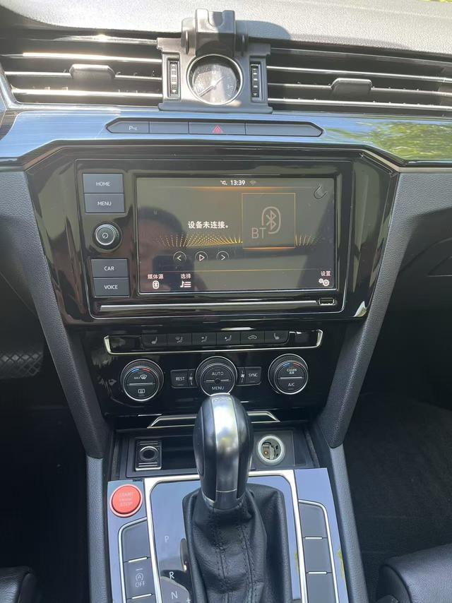 Volkswagen Magotan 2019 330TSI DSG Luxury China VI – фото 13