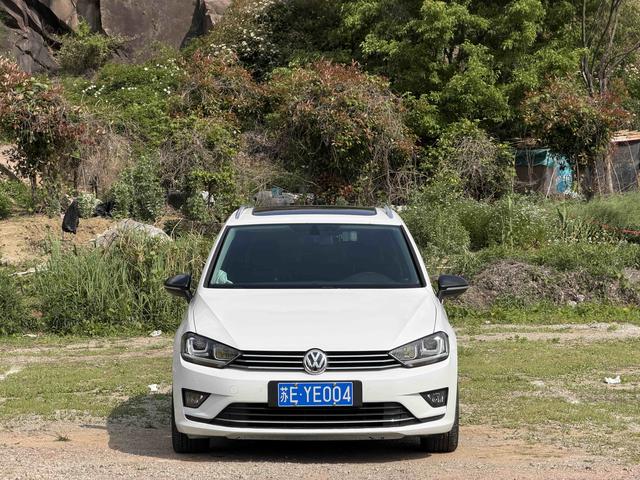 Volkswagen Gol f Sportsvan 2016 модификация 230TSI автоматическое Dynamic – фото 2