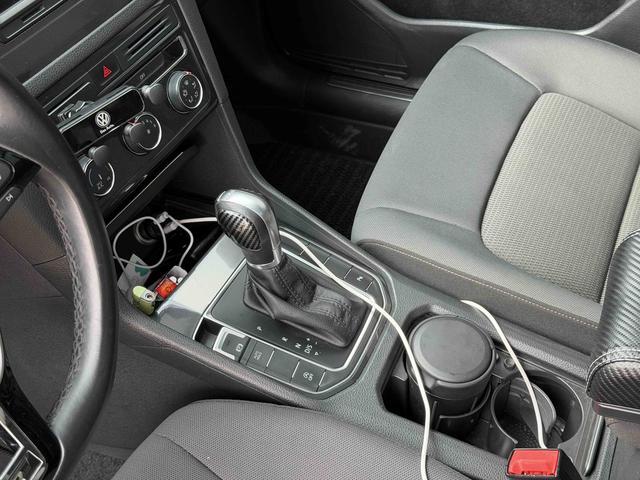 Volkswagen Gol f Sportsvan 2016 модификация 230TSI автоматическое Dynamic – фото 14