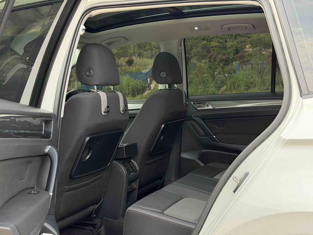 Volkswagen Gol f Sportsvan 2016 модификация 230TSI автоматическое Dynamic – фото 15