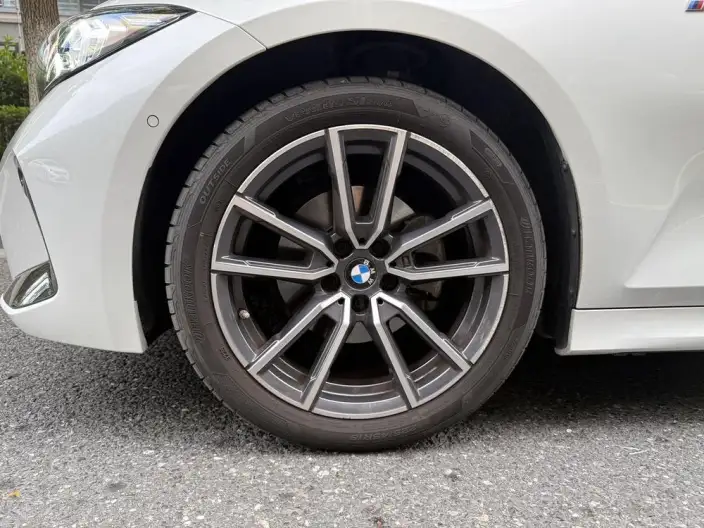 BMW 3 Series 2025 Model 325Li M Sports Set – фото 6
