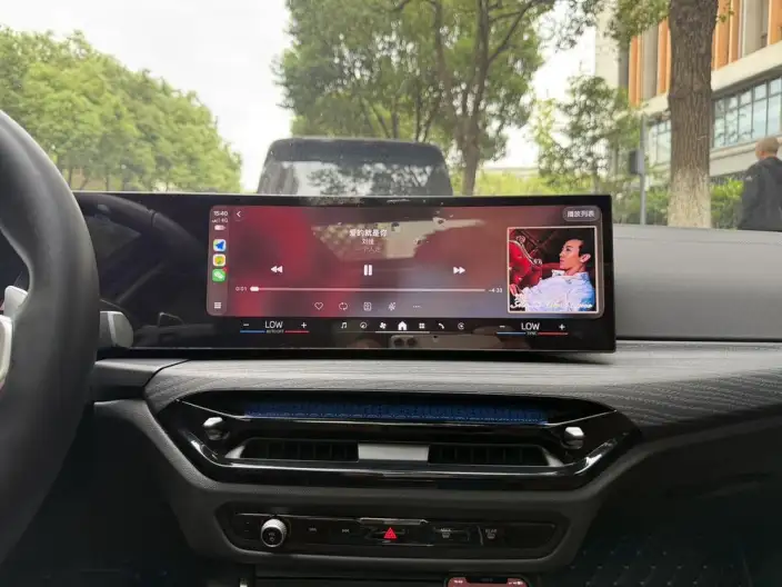 BMW 3 Series 2025 Model 325Li M Sports Set – фото 8