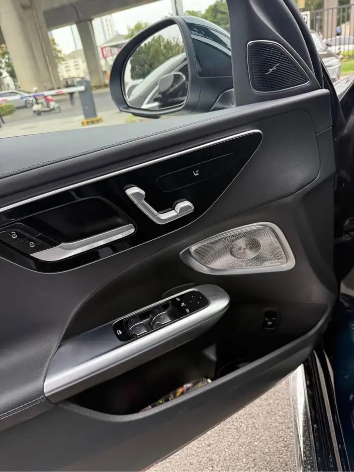 Mercedes-Benz C-Class 2026 Model C 260 L Sports sedan – фото 2