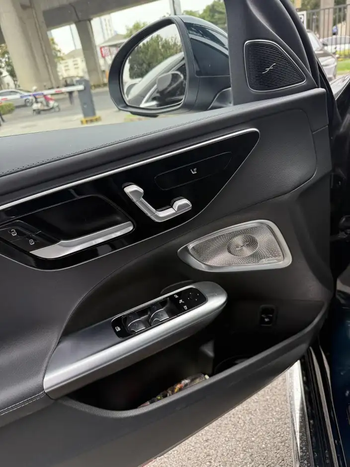 Mercedes-Benz C-Class 2026 Model C 260 L Sports sedan – фото 7