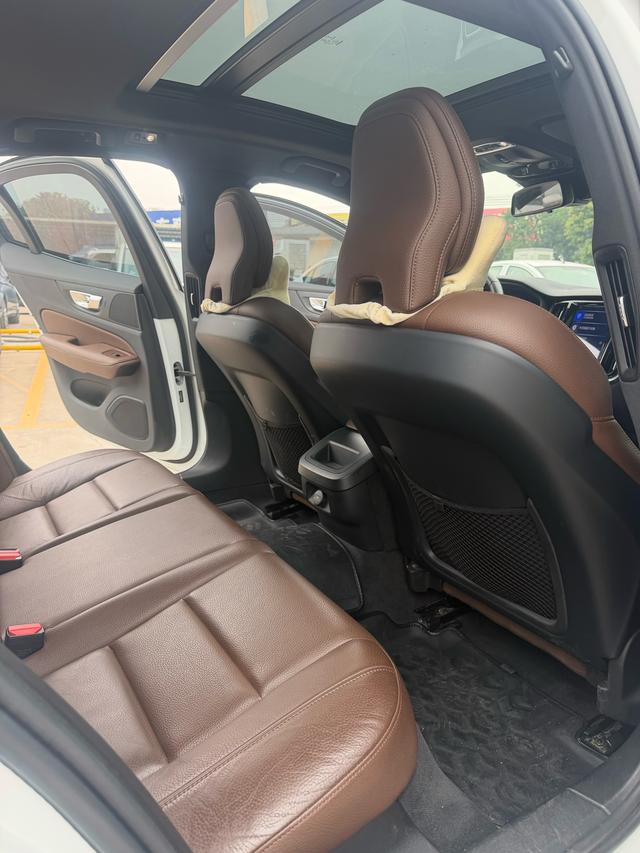 Volvo S60 2021 T4 Intelligent Refined Luxury – фото 12