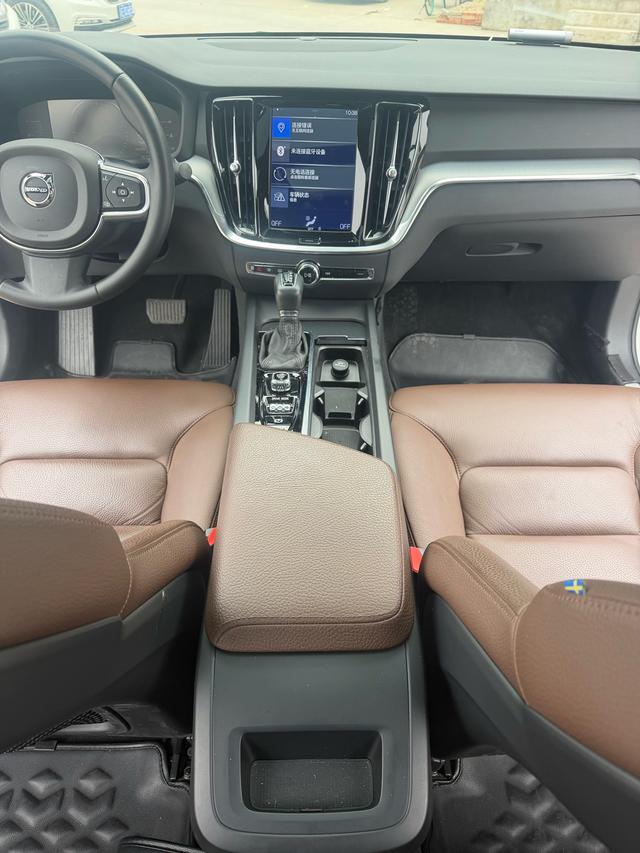Volvo S60 2021 T4 Intelligent Refined Luxury – фото 15