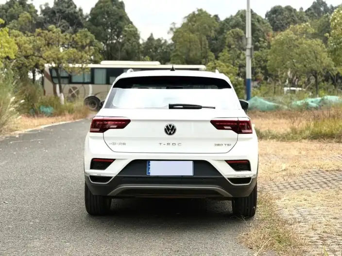 Volkswagen T-Roc 2022 Model 280TSI DSG 2WD Elite PLUS