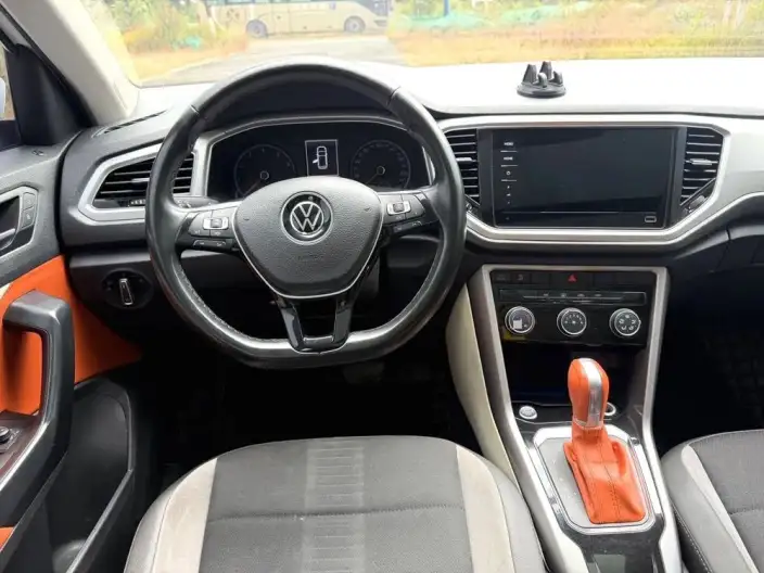 Volkswagen T-Roc 2022 Model 280TSI DSG 2WD Elite PLUS – фото 6