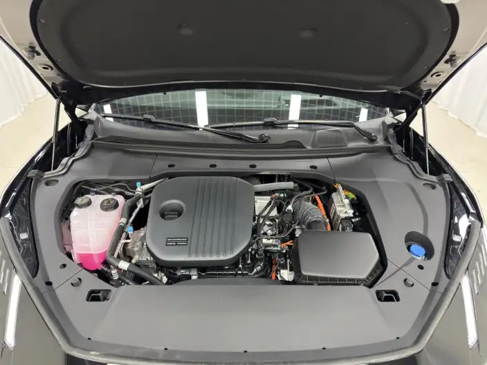 Lynk & Co 10 EM-P 2025 Model 120 4WD Ultra H5 – фото 10
