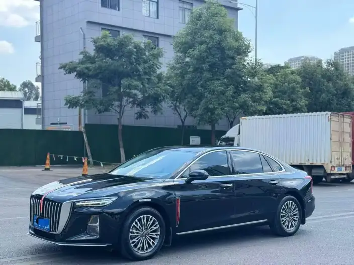 Hongqi H5 2024 Model 1.5T DCT Flag Rhythm Edition – фото 1