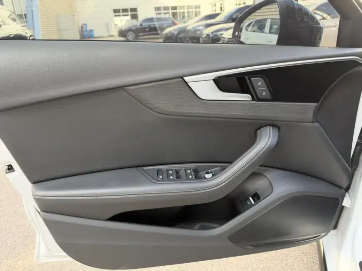 Audi A4 L 2023 Model 40 TFSI Luxury Dynamic Model – фото 10