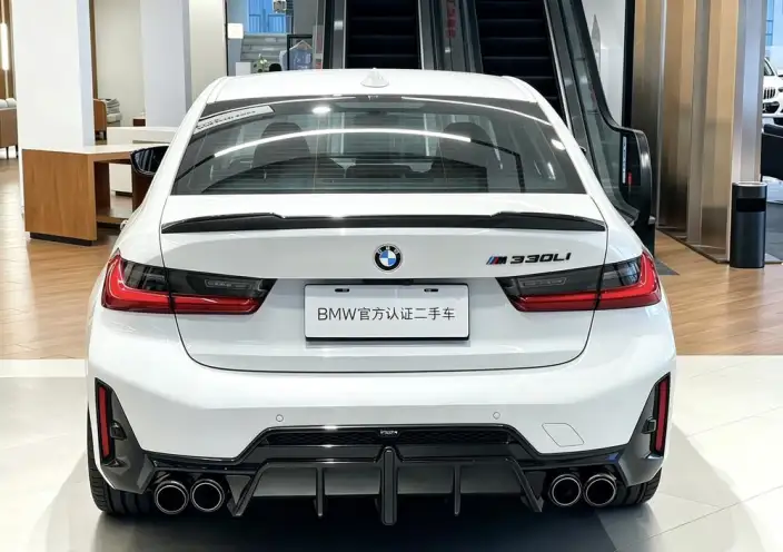 BMW 3 Series 2023 Model 325Li M Sports Set