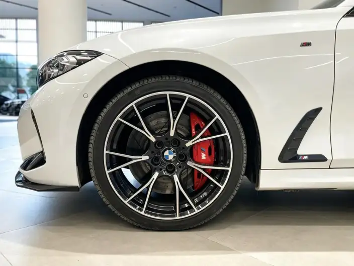 BMW 3 Series 2023 Model 325Li M Sports Set – фото 10