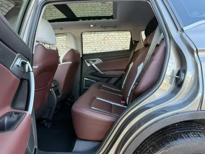 Geely Boyue 2022 Model 1.8TD DCT Smart Elegance Model – фото 9