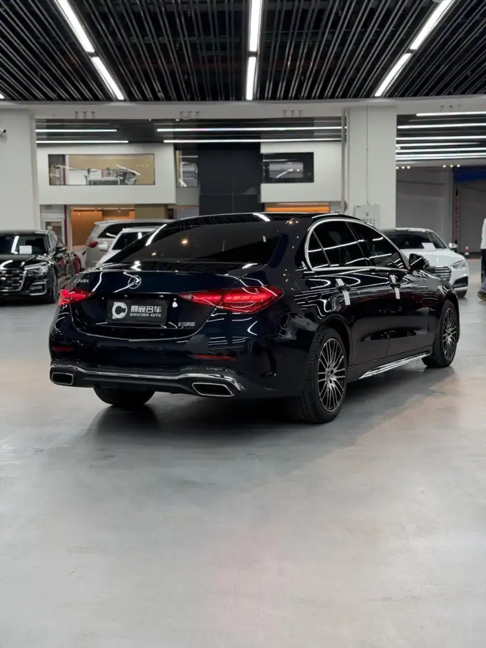 Mercedes-Benz C-Class 2022 Model C 260 L – фото 6