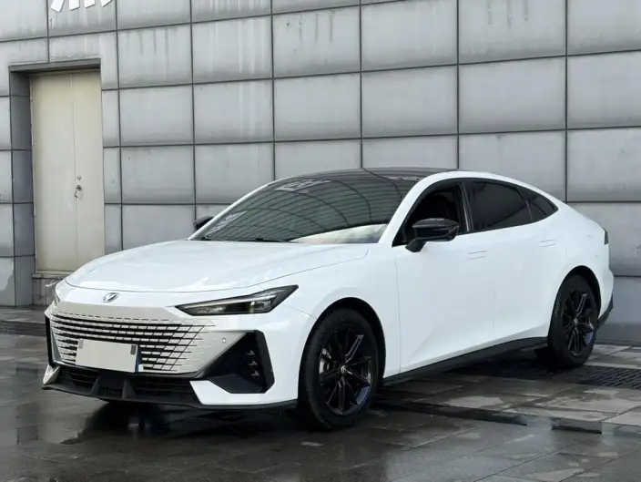 Changan UNI-V 2023 Model 1.5T Noble Model