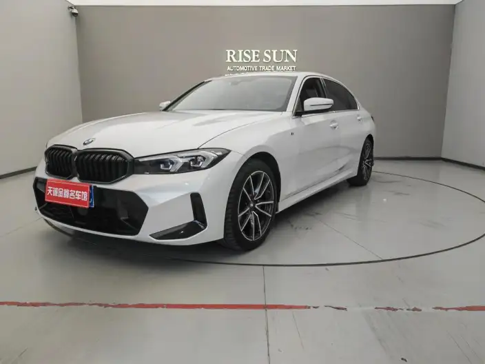 BMW 3 Series 2025 Model 325Li M Sports Set