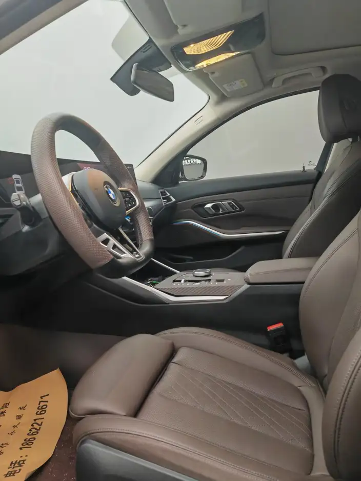 BMW 3 Series 2025 Model 325Li M Sports Set – фото 9