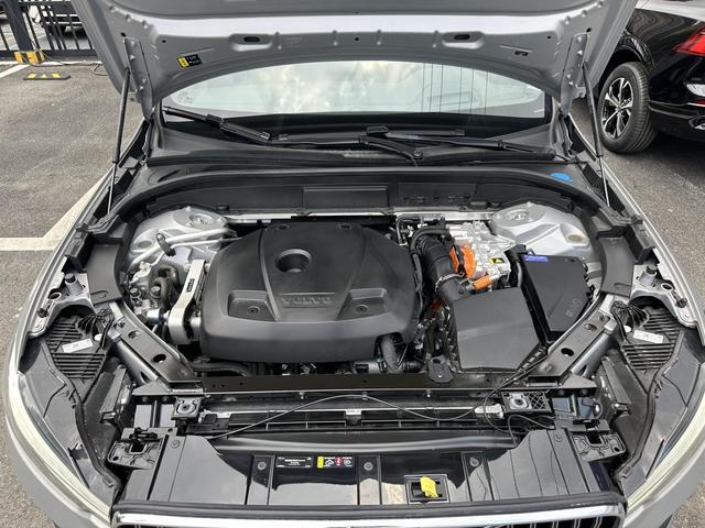 Volvo XC60 PHEV 2024 модификация T8 4WD Long Battery Li f e Pro Smart Elegance Deluxe Edition – фото 10