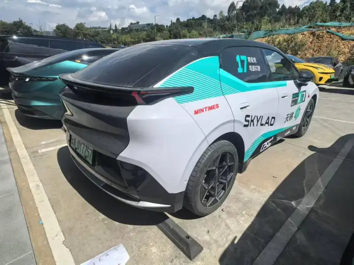 Lynk & Co 20 2025 Model Z20 530km Rear Drive Pro – фото 5
