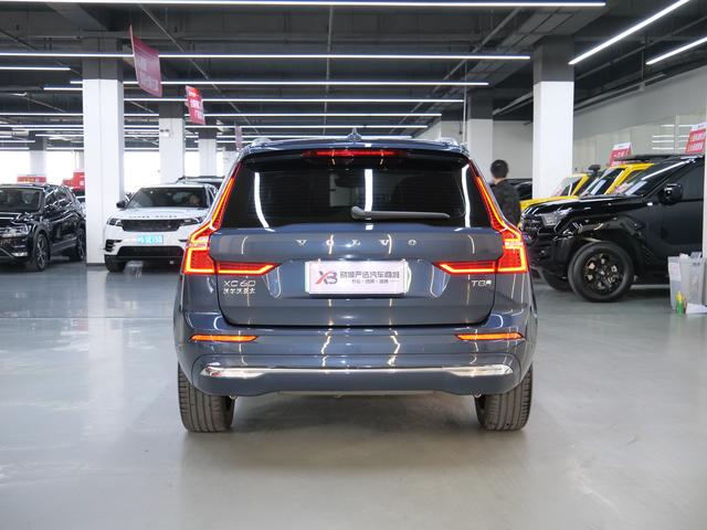 Volvo XC60 PHEV 2025 модификация T8 4WD Long Battery Li f e Pro Smart Range Deluxe Edition – фото 6