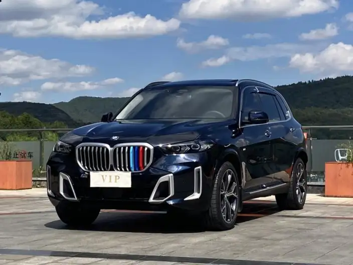 BMW X5 2025 Model xDrive30Li M Sports Night Set