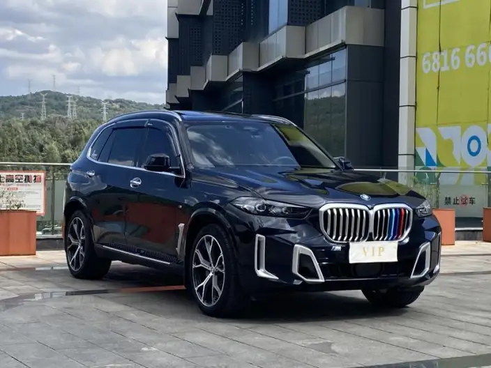 BMW X5 2025 Model xDrive30Li M Sports Night Set