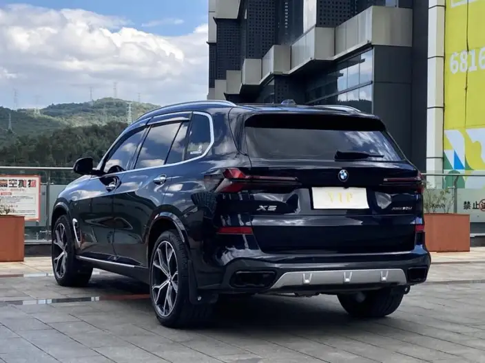 BMW X5 2025 Model xDrive30Li M Sports Night Set – фото 5