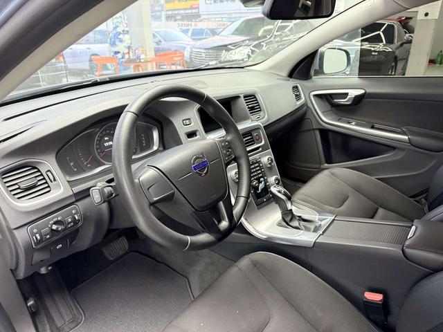 Volvo S60 2016 модификация S60L T3 Zhixing Edition – фото 9