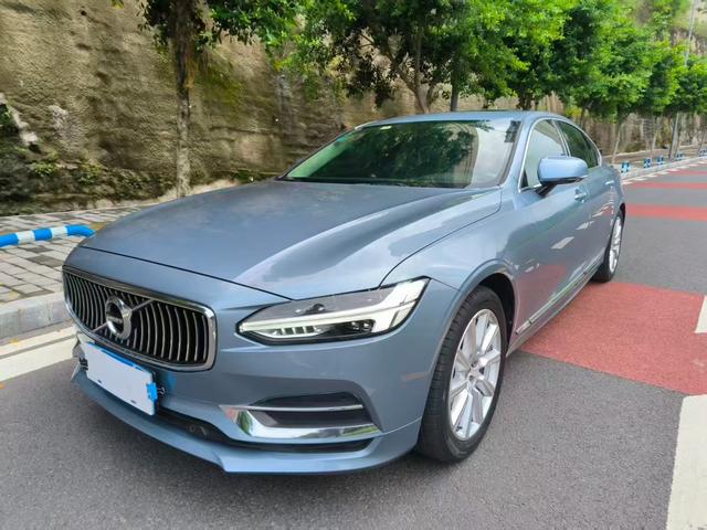 Volvo S90 Модель 2020 года T4 Zhixing Deluxe Edition – фото 1
