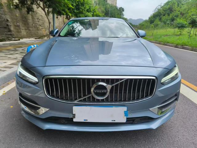 Volvo S90 Модель 2020 года T4 Zhixing Deluxe Edition – фото 2