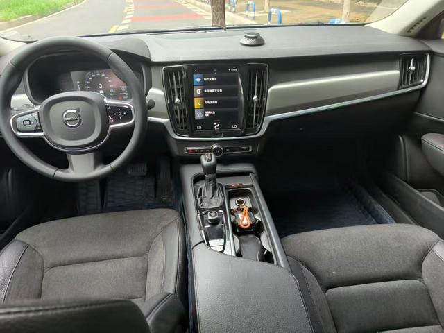 Volvo S90 Модель 2020 года T4 Zhixing Deluxe Edition – фото 6
