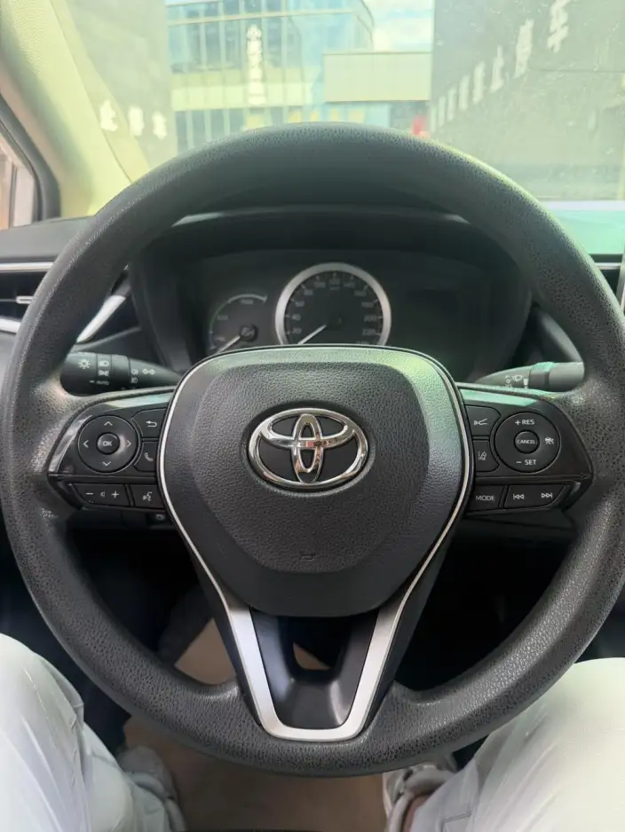 Toyota Corolla 2019 Model Hybrid 1.8L E-CVT GL-i Elite Edition – фото 7