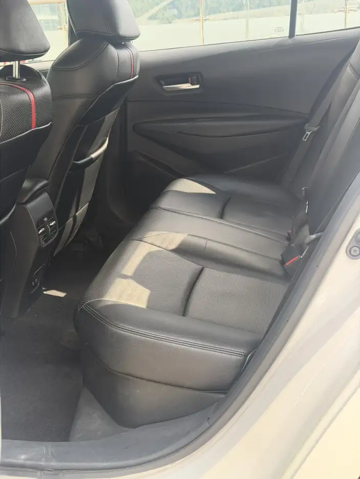 Toyota Corolla 2019 Model Hybrid 1.8L E-CVT GL-i Elite Edition – фото 8