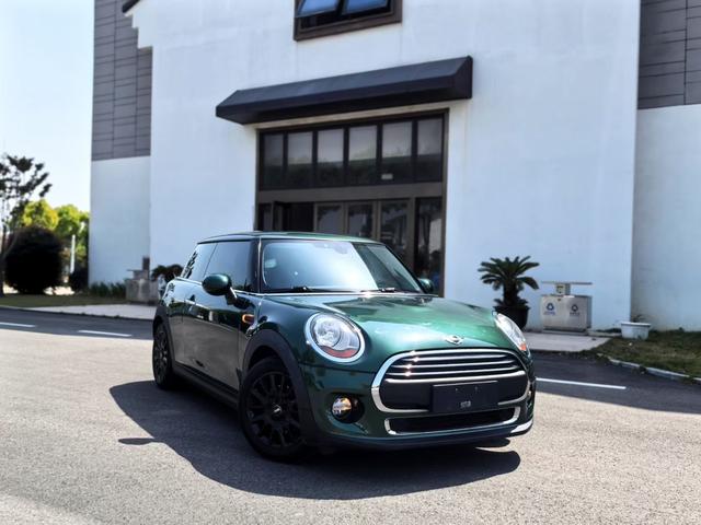 MINI 2016 1.2T ONE Pioneer – фото 4