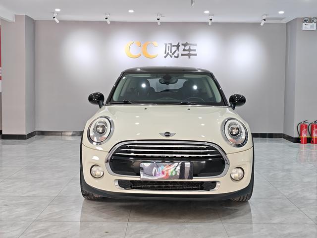 MINI 2016 1.5T COOPER Pioneer Edition – фото 2