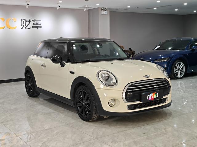 MINI 2016 1.5T COOPER Pioneer Edition – фото 3