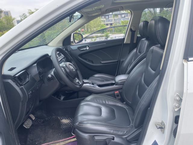 Dongfeng Fengguang 580 2017 1.5T CVT Comfort – фото 6