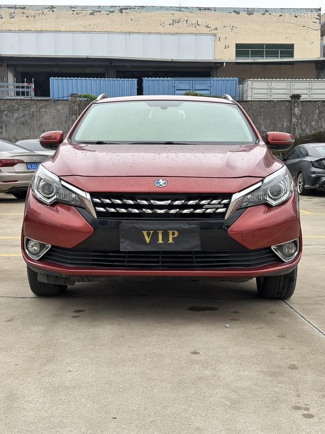 Venucia T90 2017 2.0L CVT Smart Fashion